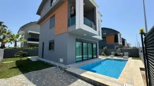 Kadriye Luxury Villa With Detached Pool Elexus 1 - Hasdümen