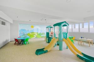 Magnolia ApartHotel by Kozystay - Kebon Jeruk