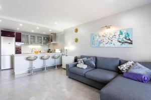 Home2Book Seafront of La Arena Beach Apt, Pool