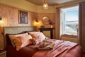 4 Coastguard Cottages - Porthgwarra - Porthcurno