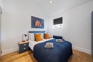 3BR House in Prime Barnet Location with Driveway