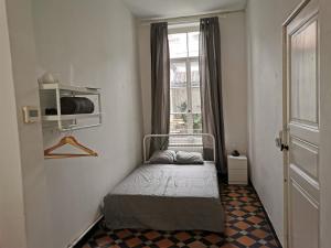 Spacious room in city centre