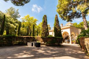 Le Clochet du Cap DAntibes Pavillion de 690m2 Tennis Piscine Spa Plage