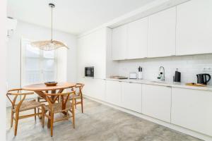 Limehome Evora Largo dos Penedos