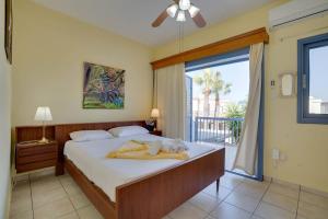 Ammos Villa 20 Side Seaview