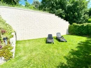 Lago 21 - Garden Terrace & Lake view - Pastrengo