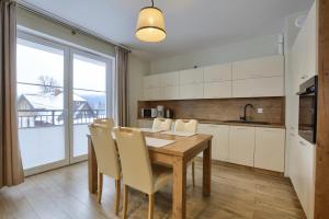 Apartament NavyBlue z widokiem na góry