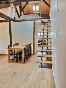 Appartements WonderHost, spacieux et atypique en coeur de ville : photos des chambres