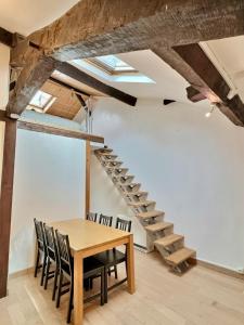 Appartements WonderHost, spacieux et atypique en coeur de ville : photos des chambres