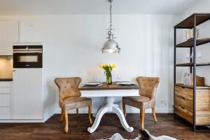 Raantem Hüs "Austernperle",Ra 07