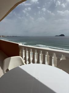 Hawaii -V 5B - La Manga By WATERMELON