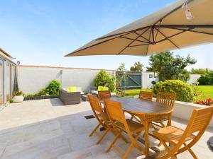 Maisons de vacances A 180m du bord de mer, maison pour 11 : photos des chambres