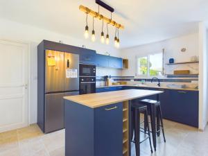 A 180m du bord de mer, maison pour 11