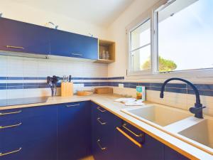 A 180m du bord de mer, maison pour 11