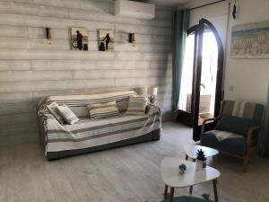 Bel appartement rénové sur la Marina