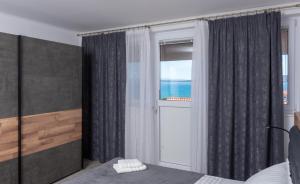 2 minutes from the beach! Apartment Sunshine