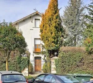 Casa Julián - La Estación