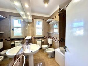 Golden Luxe - Villa private garden next the Sea