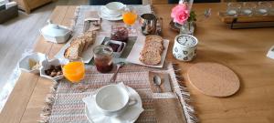 B&B / Chambres d'hotes Maison La Thebaide : Chambre Double avec Salle de Bains Privative