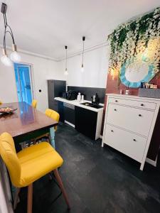 Central Place to Stay