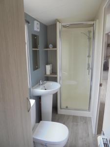 Kingfisher Festival 6 Berth Central Heated Close to site entrance