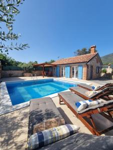 Vila s bazenom Mavrinac