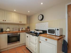 Horseshoe Cottage