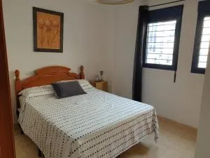 Amplio Apartamento 3Hb piscina bien equipado fácil aparcamiento parking opcional - 巴尔德乌克索