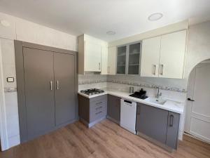 Villa con piscina a 5 min a pie de la playa y Pau5