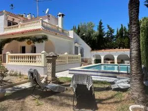 Villa con piscina a 5 min a pie de la playa y Pau5 - Playa de San Juan