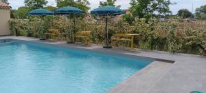 Hotels Ibis Styles Miramas : photos des chambres