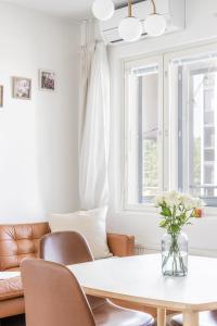 Modern apartment with sauna and free parking