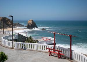 mar(y)ar alojamento local