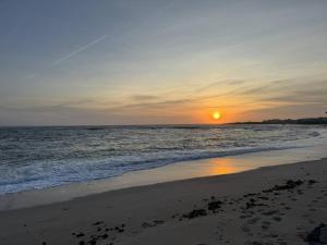 Appartements 3 pieces centre ville, 4 min a pied plage, parking, wifi : photos des chambres