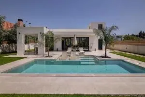 Villa Kala Loutraki with private swimming pool - Posidhonía