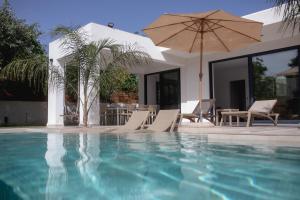 Villa Kala Loutraki - Private Pool & Sauna I Beach