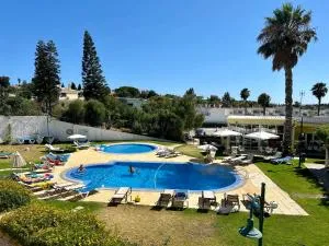 Apartamentos Santa Teresinha - Montes de Alvor