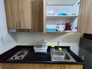 Rosver Hideaway - Close to MOA a 5 minutes walk