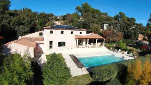 Sejours chez l'habitant Villa Mycenes : photos des chambres