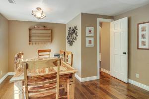 Spacious Brian Head Mtn Getaway w Hot Tub!