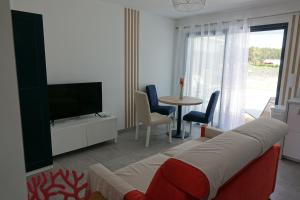 Appartements Villa Chrisaline, spacieuse et climatisee, 5 chambres, piscine privee : photos des chambres