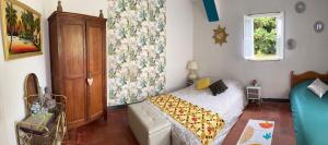 B&B / Chambres d'hotes Les petites Mirabelles : photos des chambres