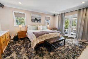 Hamptons Waterfront - Shinnecock Bay