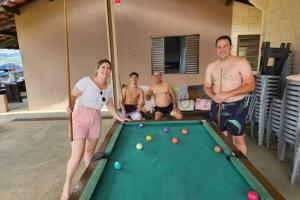 Chácara com vista exuberante e acesso à represa