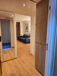 Paris La Defense - Modern Apartment with Jacuzzi