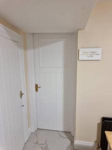 Free Derry Suite