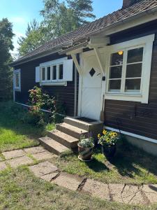Granlunden stugor i Höllviken