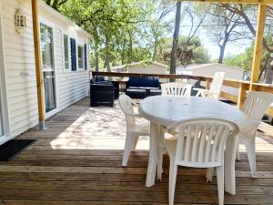 La Baume La Palmeraie Camping Resort