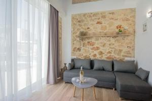 Michalianna Suites "by Checkin"