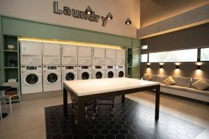 Apartaestudio Corferias - Embajada Américana